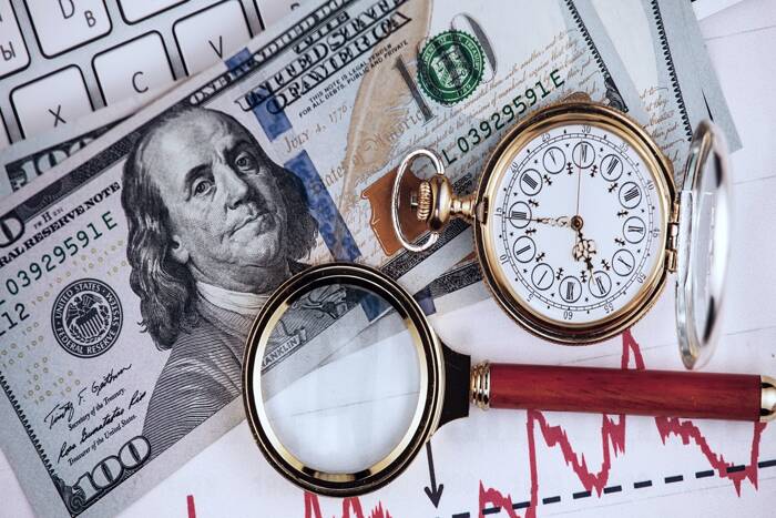 Mastering Dollar Volatility: Key Strategies for Traders in Asia and India from Octa Broker