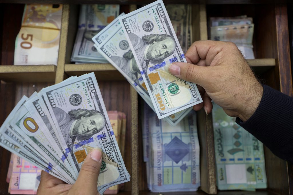 Dollar dips after Trump comments as markets eye tariffs, central banks