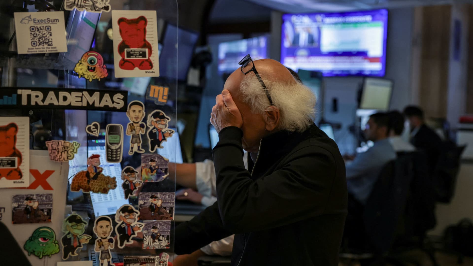 Stock market today: Live updates