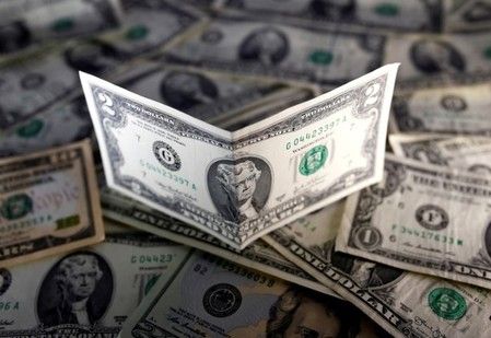 US Dollar Mixed Early Wednesday Ahead of Redbook, Factory Orders, JOLTS, Beige Book