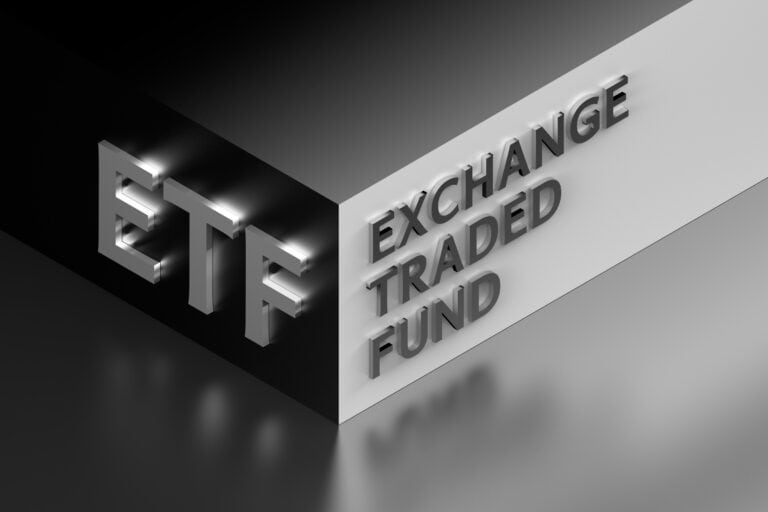 My 2 Favourite ETFs to Bet on Gold and Silver
