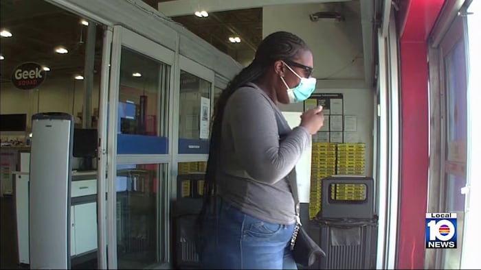 Police seek woman who swiped credit card from Miami business, racked up over $6K in charges