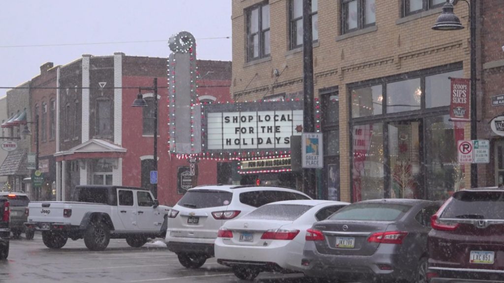 Small Business Saturday 2.0: Historic Valley Junction makes second attempt