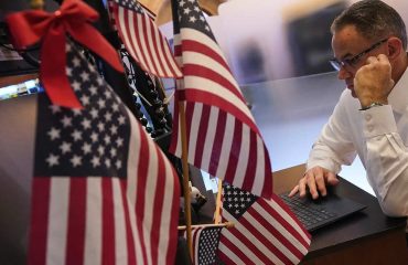 As US oil nears $120 a barrel, is a recession now a reality? Here’s what experts warned